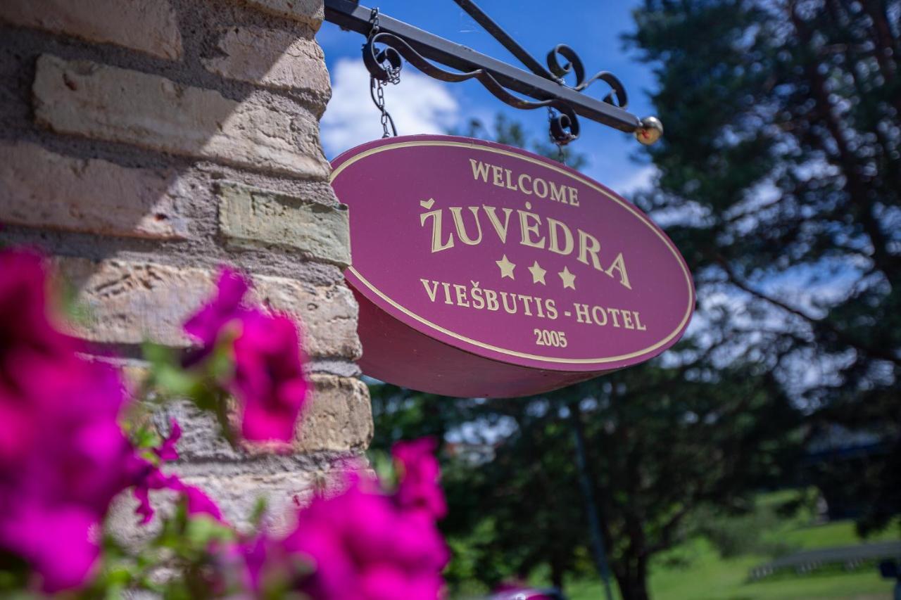 Hotel Zuvedra Ignalina Esterno foto